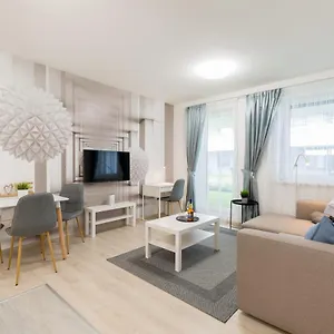 Downtown Residences Leo - Ac, Elevator, Terrace بودابست