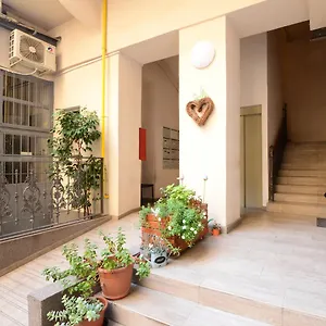Your Place Apartment